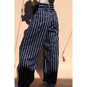 Blue and white striped Ribcage Pleated crop Levi’s
